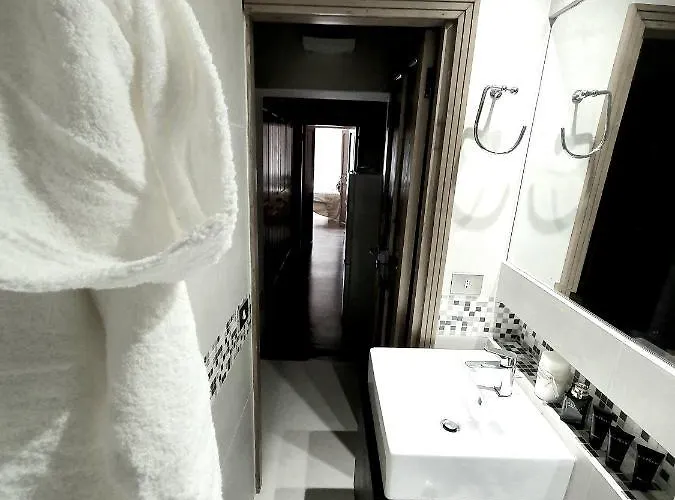 Appartement 1878s By Sc Luxury Historic House Piazza Di Spagna *